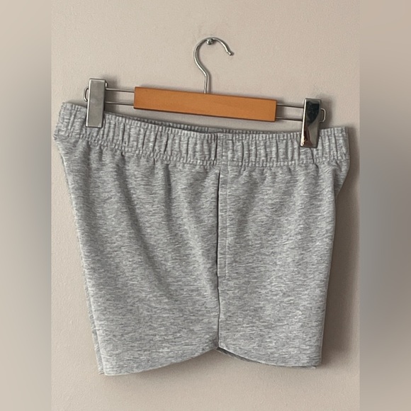 Women’s Puma Training / Lounger Sweat Shorts - Picture 6 of 11